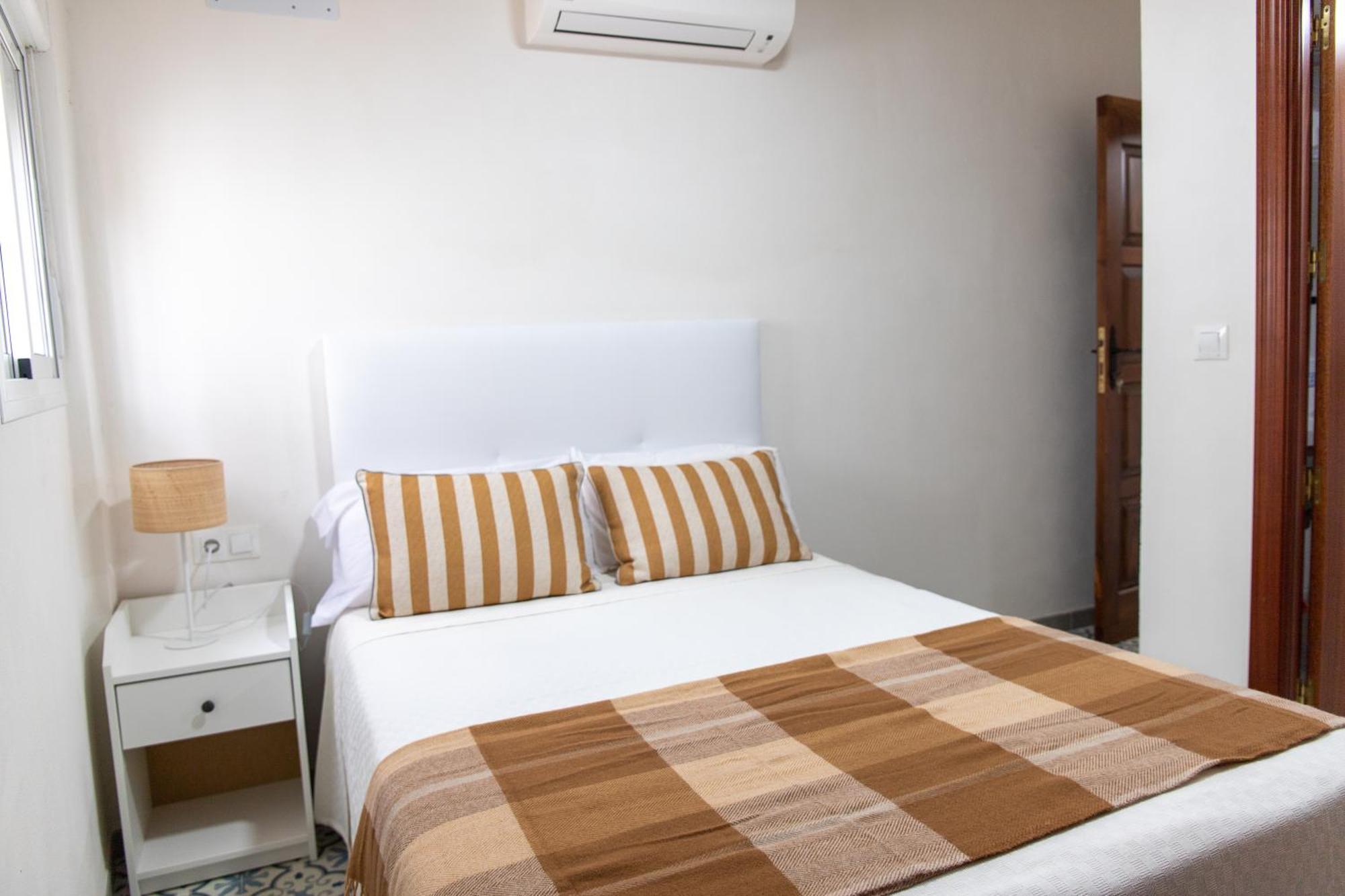 Apartamentos San Francisco Siviglia Esterno foto