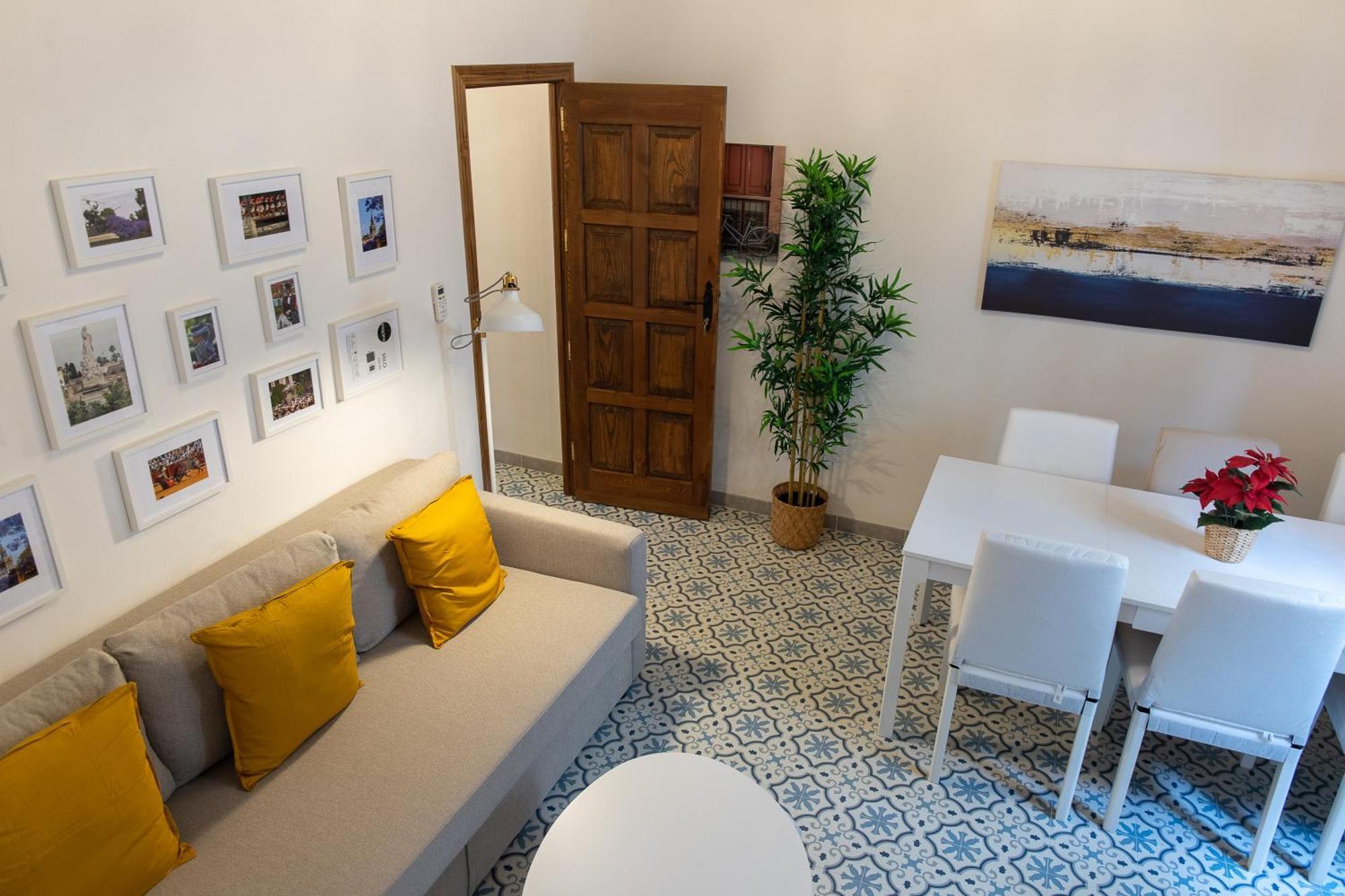 Apartamentos San Francisco Siviglia Esterno foto
